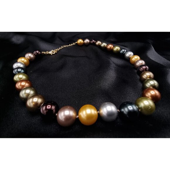 KJL 2009 Multicolor Faux Pearl Necklace Gold-Tone Chain Adjustable Length Elegan - Picture 2 of 5